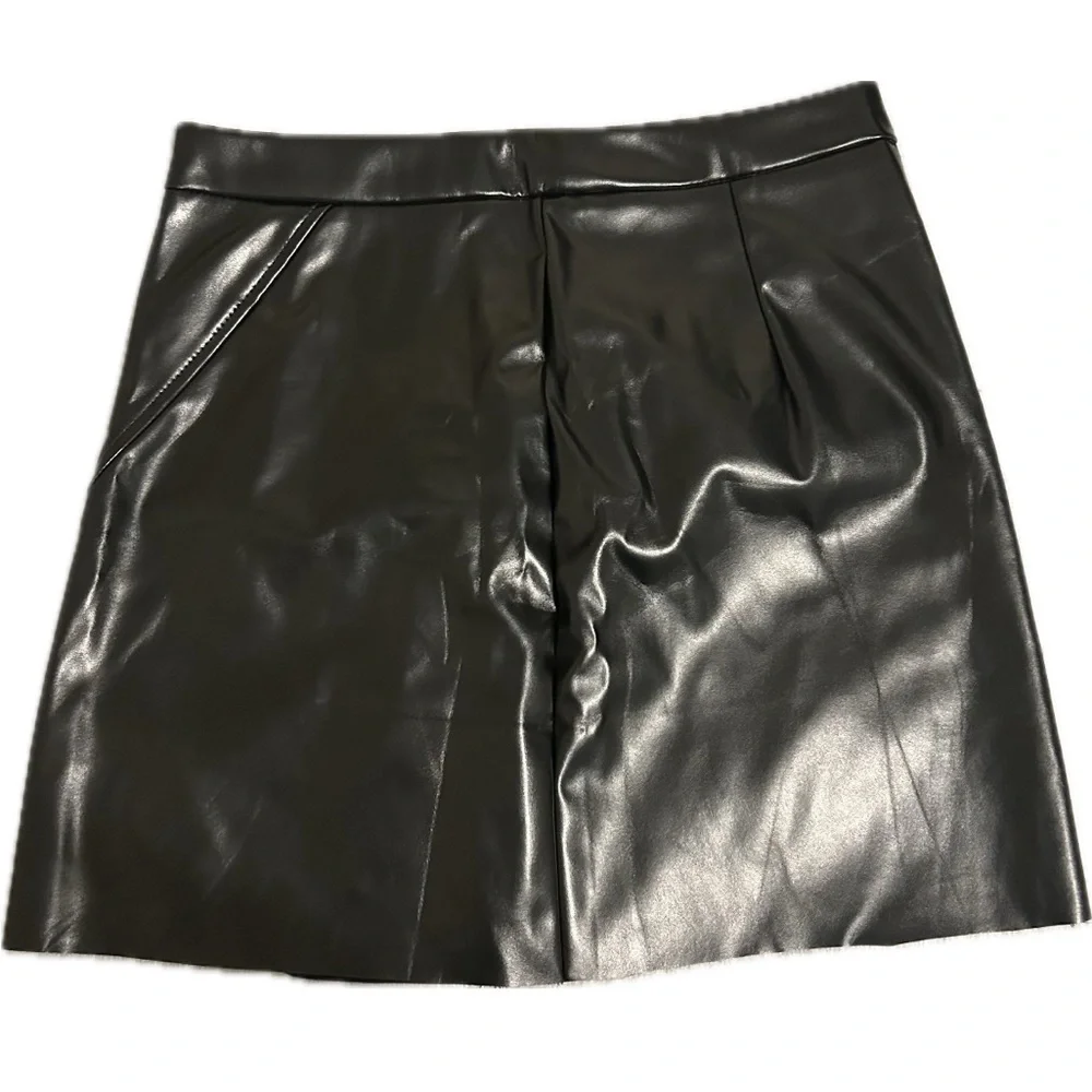 {SHEIN} Fake Leather Skirt - Picture 1 of 5